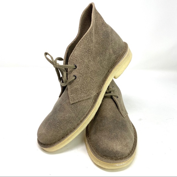 Clarks Chukka Boots Suede Lace Up Flat Heel 9 - Picture 1 of 8